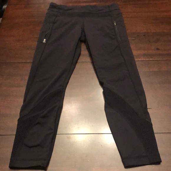 lululemon athletica Pants - Lululemon leggings with mesh.